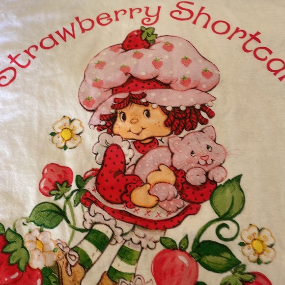 Strawberry Shortcake t-shirt size M. - Picture 3 of 4